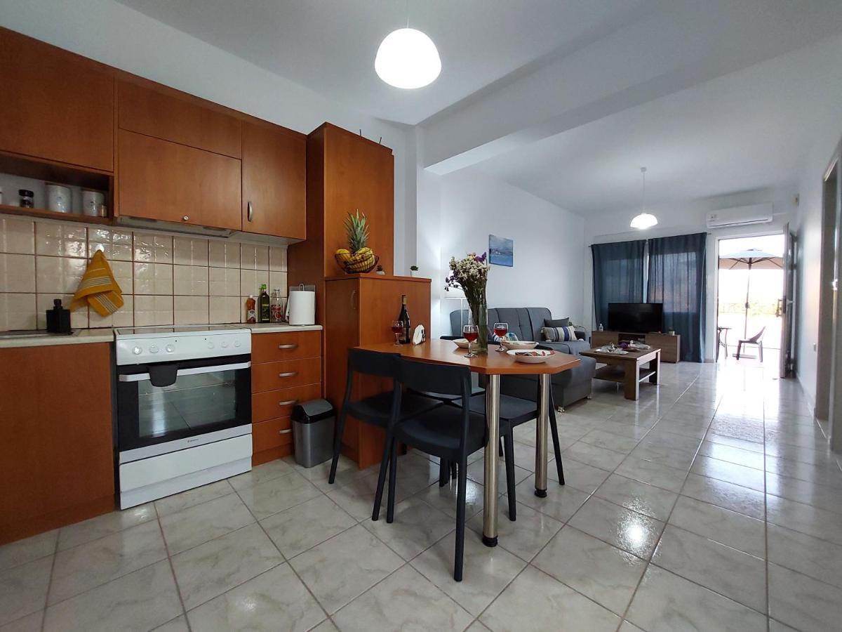 Iakovos Apartments 코라파키아 외부 사진