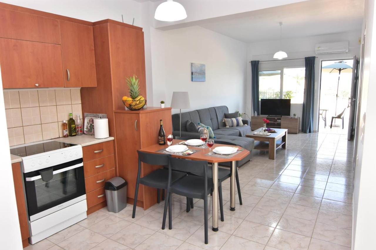Iakovos Apartments 코라파키아 외부 사진